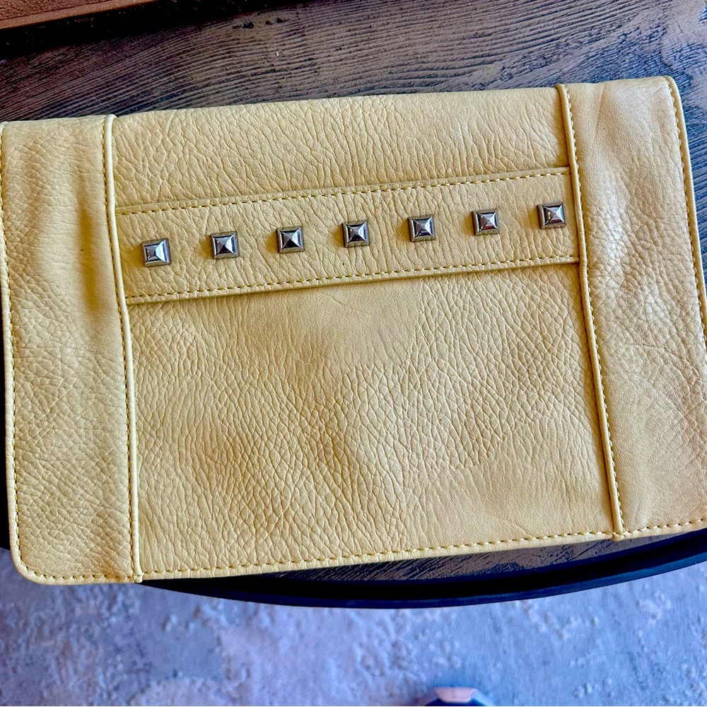 BCBG clutch, never used
